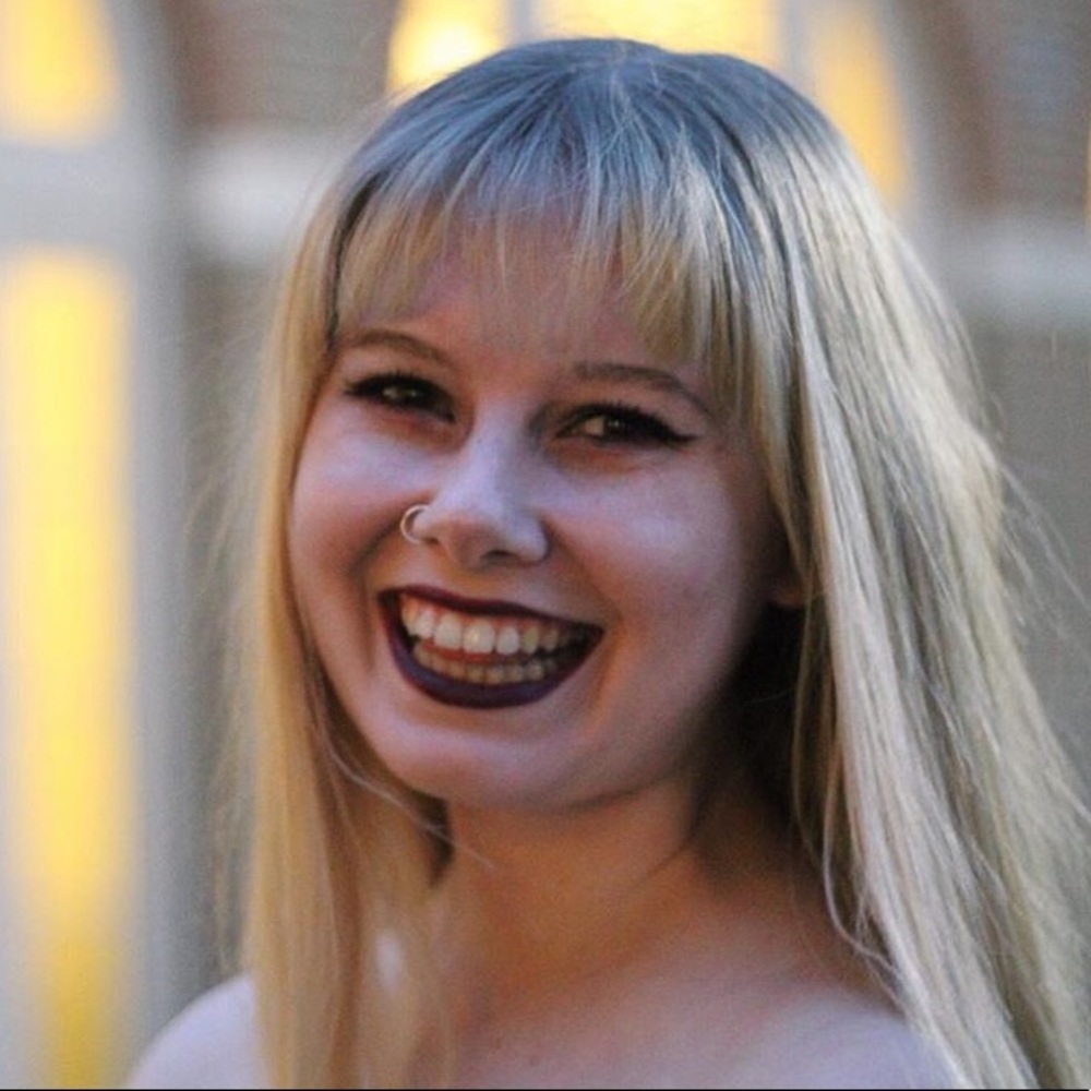 Meet your Posher, Sarah